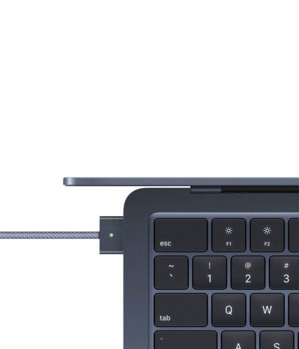 Apple MacBook Air M2 keyboard